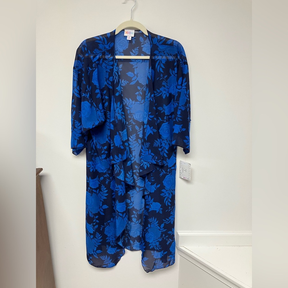 NWT, LuLaRoe Navy and Blue Floral Kimono, M